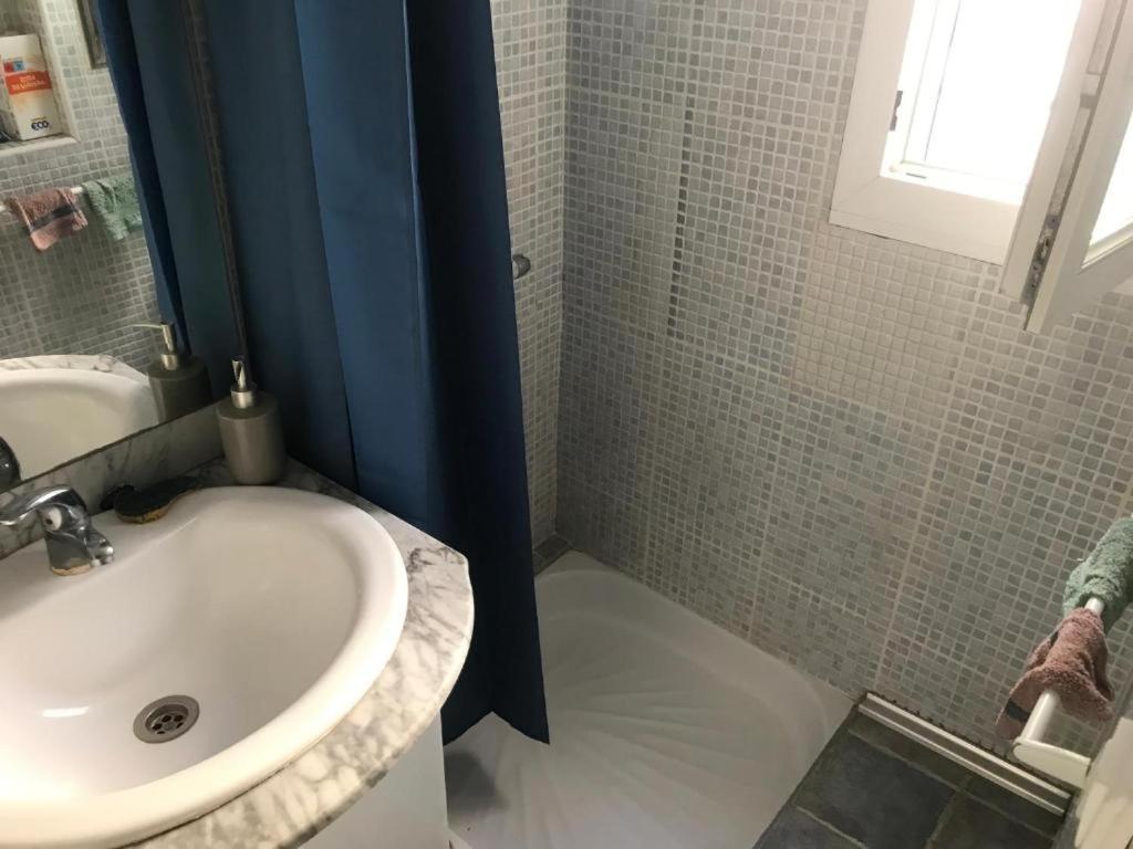 Casita La Paloma Bonita Del Pescador Hasta 5 Personas En El Casco Antiguo La Medina Centro Almeria Bajo Alcazaba Terraza Buena Vista Parking Privado Y Sabanas En Opcion מראה חיצוני תמונה