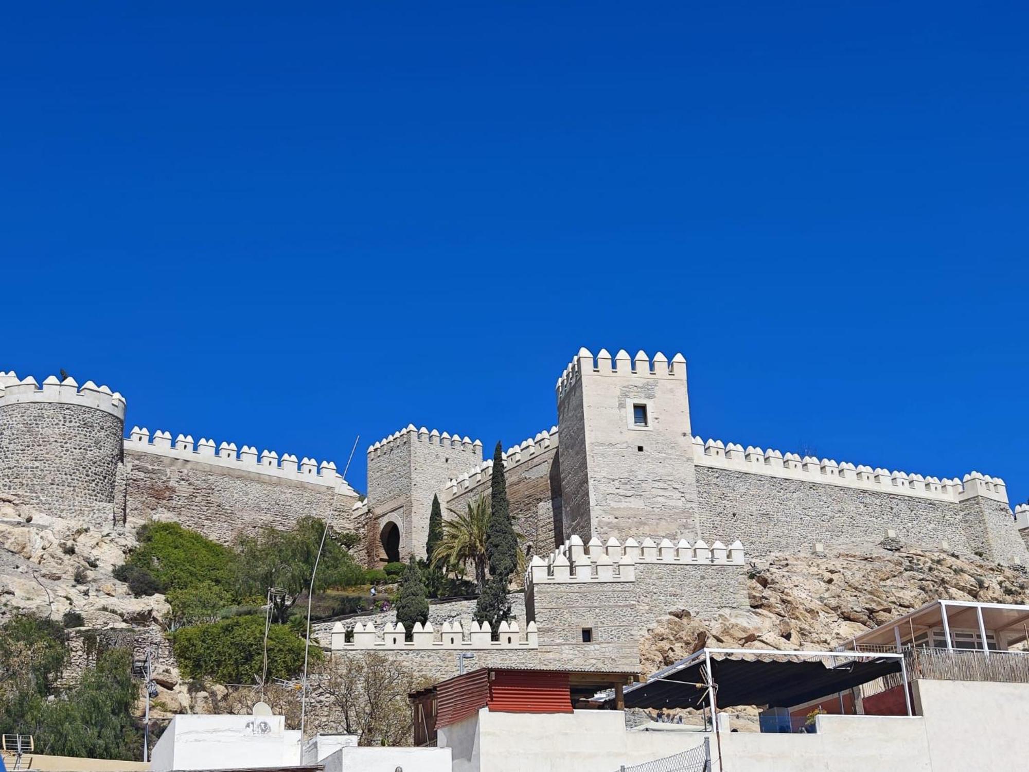 Casita La Paloma Bonita Del Pescador Hasta 5 Personas En El Casco Antiguo La Medina Centro Almeria Bajo Alcazaba Terraza Buena Vista Parking Privado Y Sabanas En Opcion מראה חיצוני תמונה